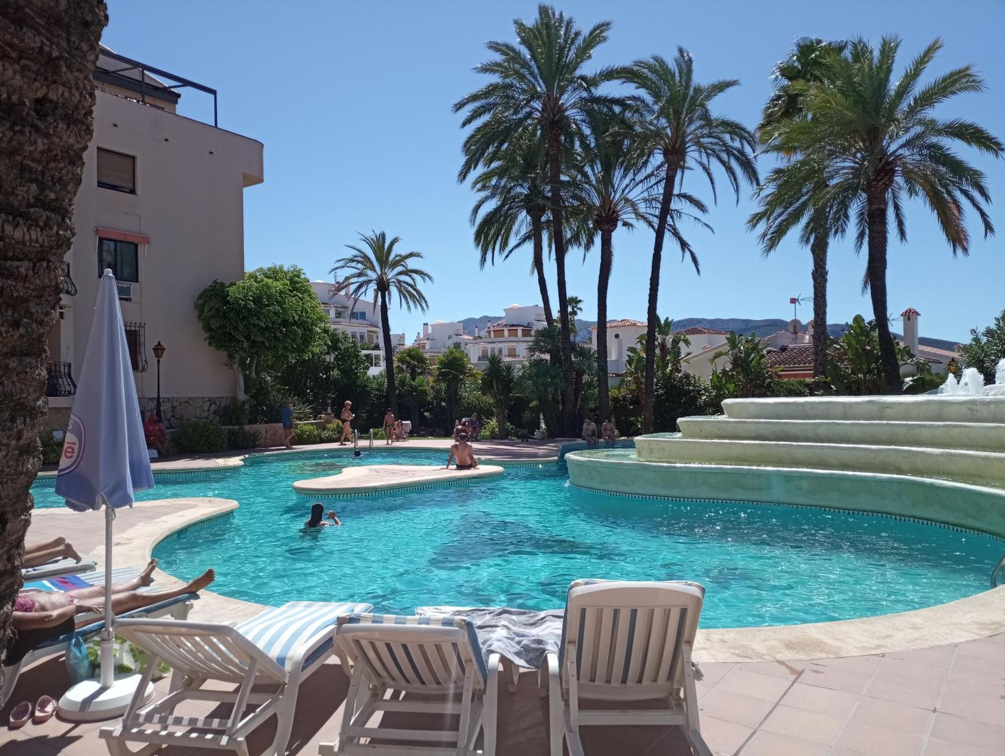 Parchis Con Piscina Appartamento